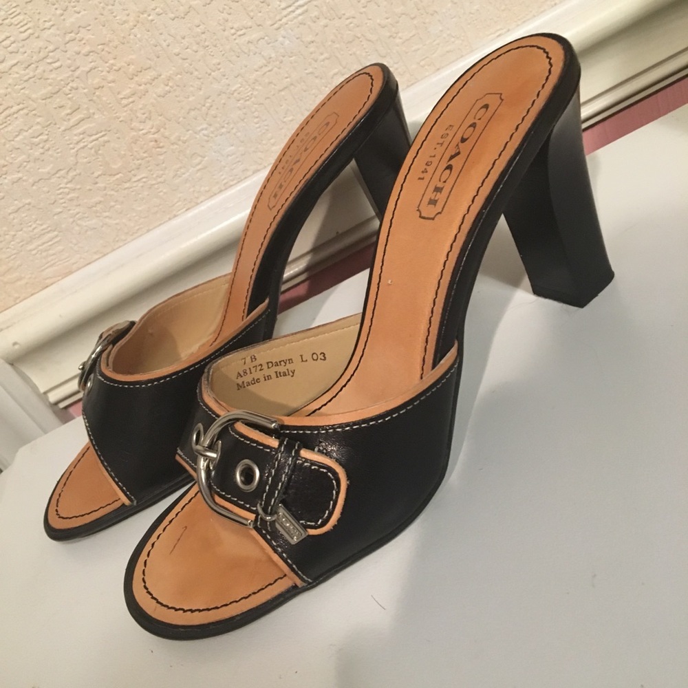 Coach heels - Picture 2 of 7
